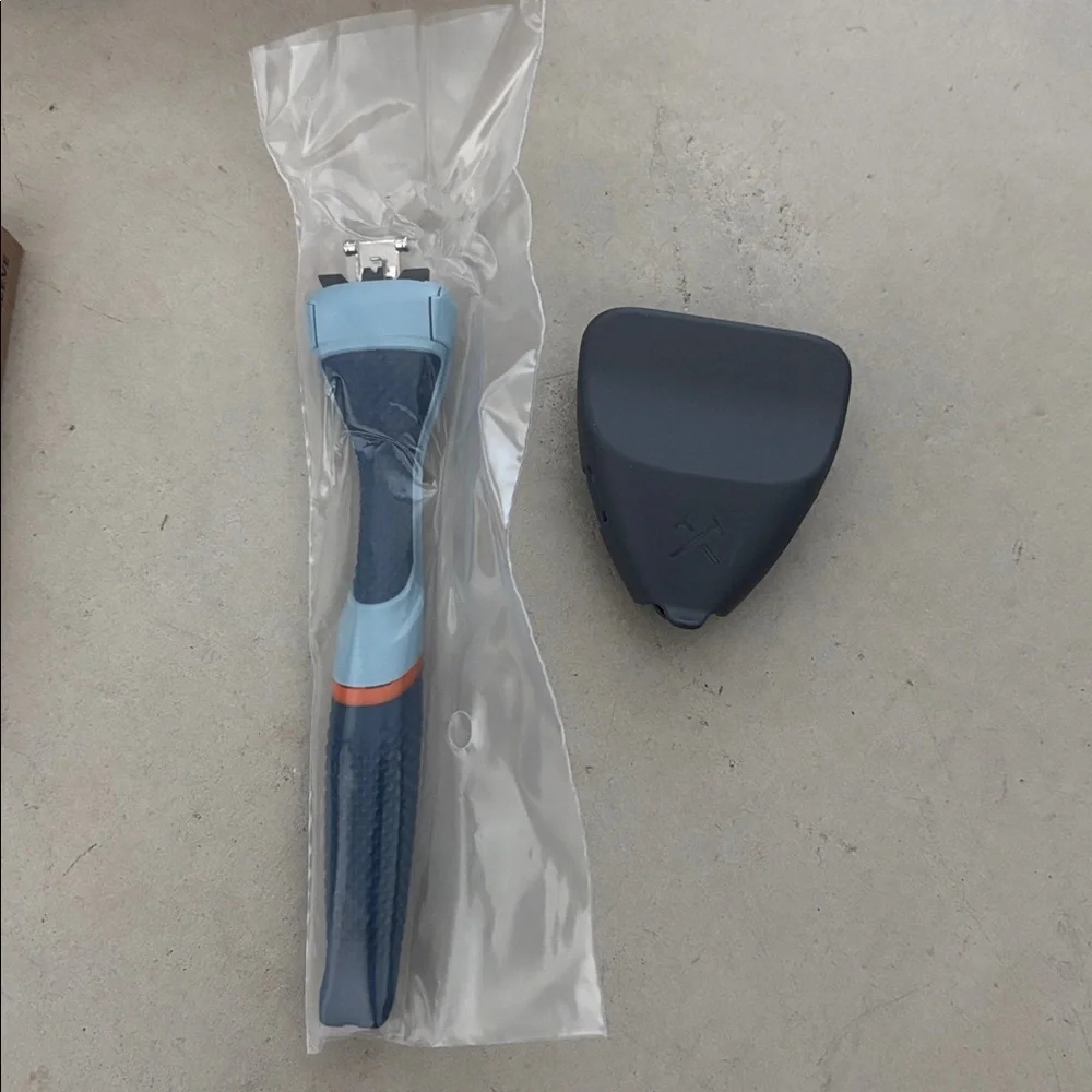 New, Sealed Dollar Shave Club Starter Set